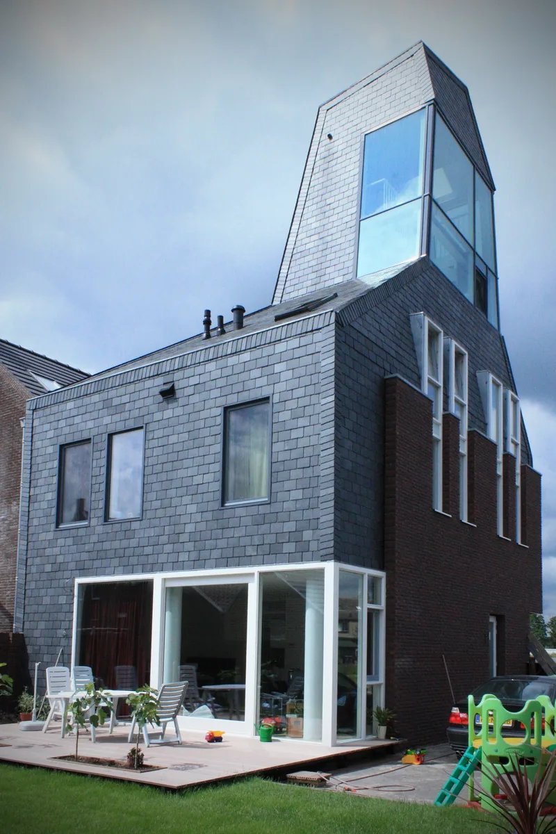 Torenwoning op de T-splitsing met lange zichtlijnen door de wijk