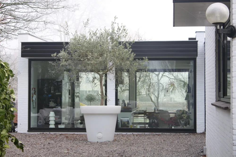 Architect Loenen aan de Vecht Aanbouw villa aan de Vecht