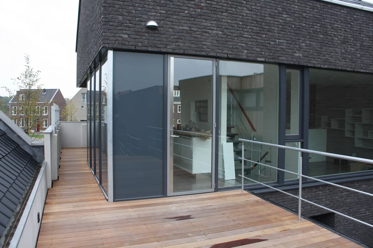 Wonen op de verdieping met terrassen op meerdere niveaus in poortwoning Cronenburgh